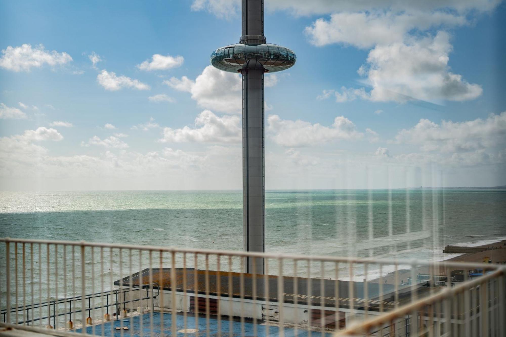 Penthouse Paradise: Beachfront Luxury with Spa & Rooftop Views Brighton Exterior photo